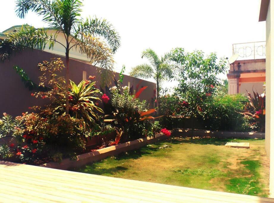 Unit 4 By Red Stone Villas Lonavala Eksteriør bilde
